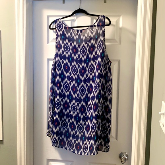 Torrid Hi-Low Top - Picture 2 of 4